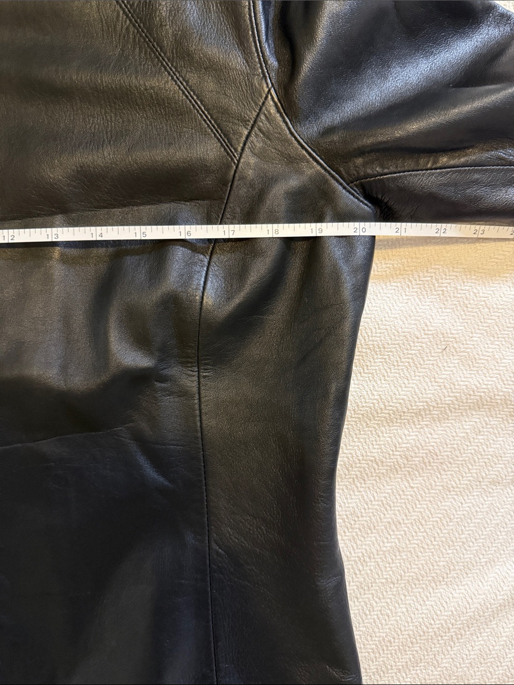 RÉVUE Black 100% Lamb Leather Jacket - Classic Look - Picture 6 of 6